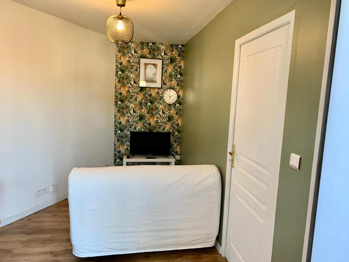Superbe Appartement Avec Parking Gratuit Sur Place Saint-Denis (Seine-Saint-Denis) Exterior foto